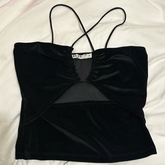 NA-KD - Keyhole Velvet Strap Top - XS - Picture 2 of 4